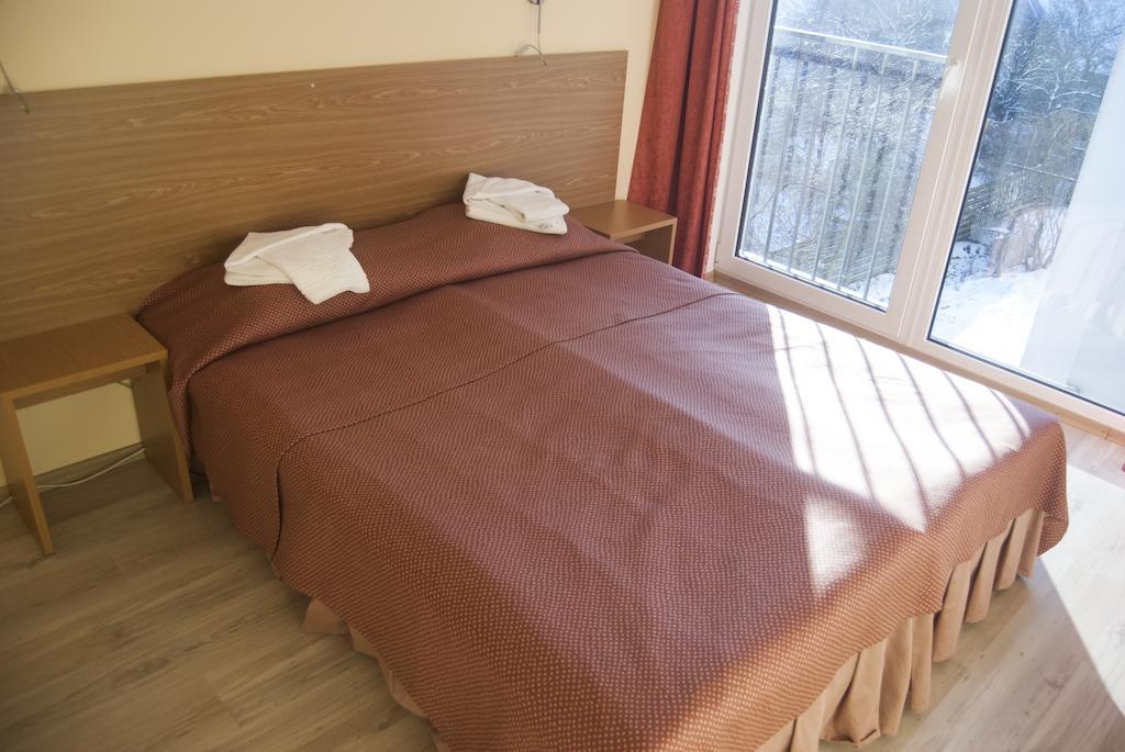 Carolina Hotel Пярну Екстериор снимка
